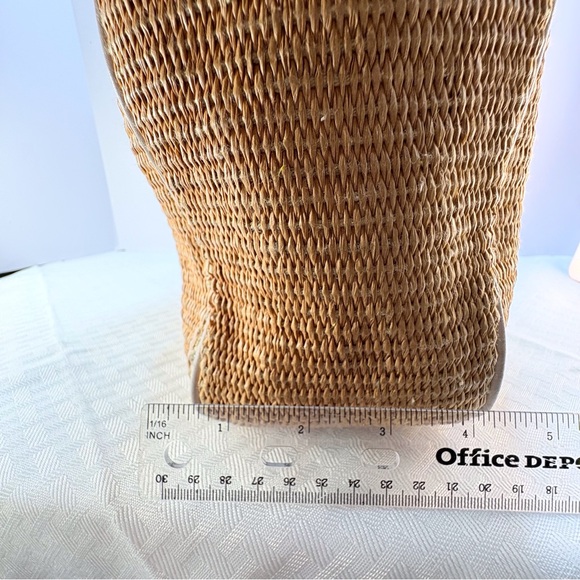 Michael Kors Tan Woven / leather Shoulder Bag with Gold Accents - Picture 11 of 15